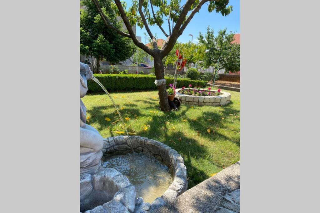 שיבניק Comfy Apartment In A Quiet Neighborhood מראה חיצוני תמונה